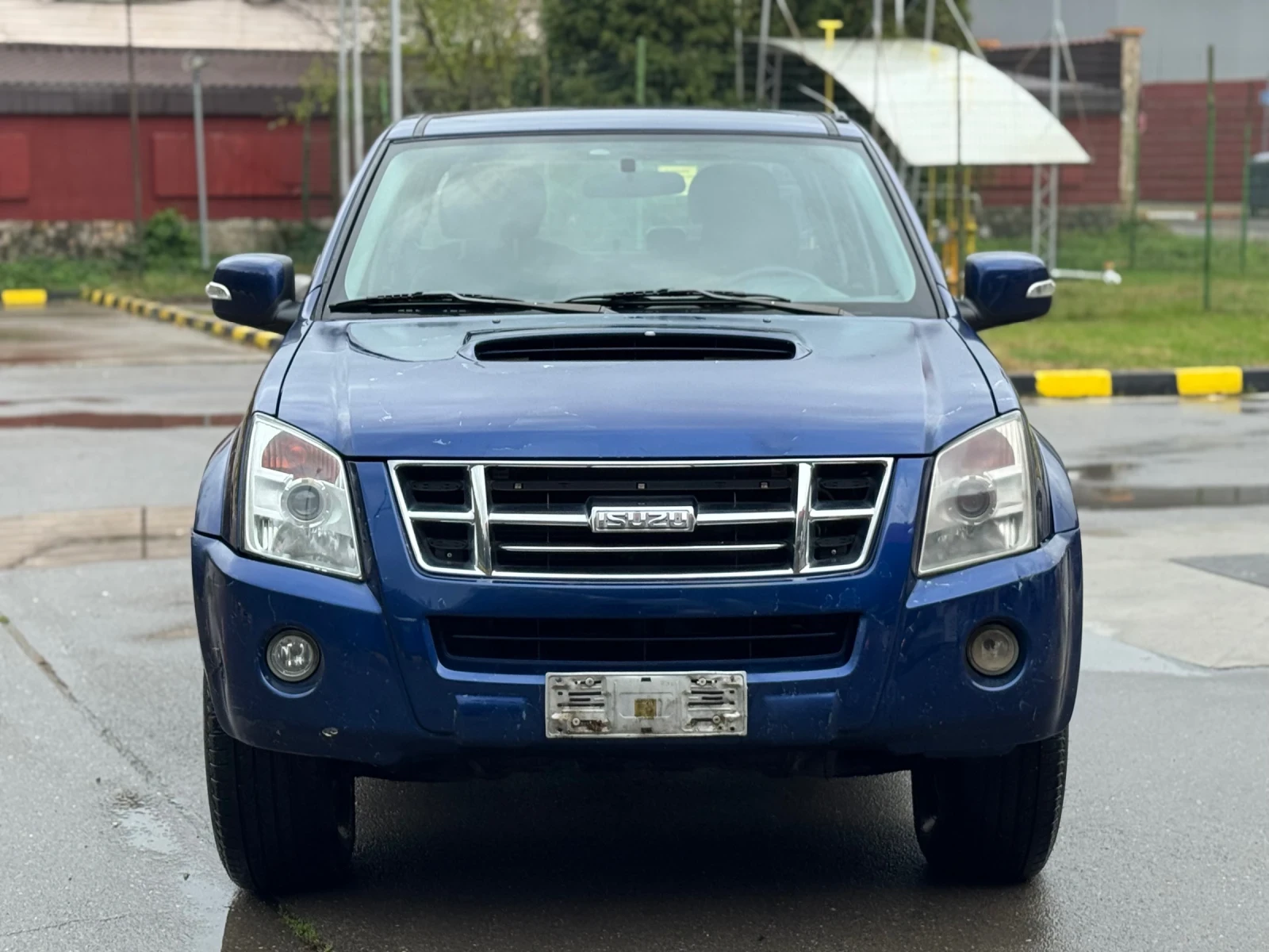 Isuzu D-max 3.0D *  | Mobile.bg   3