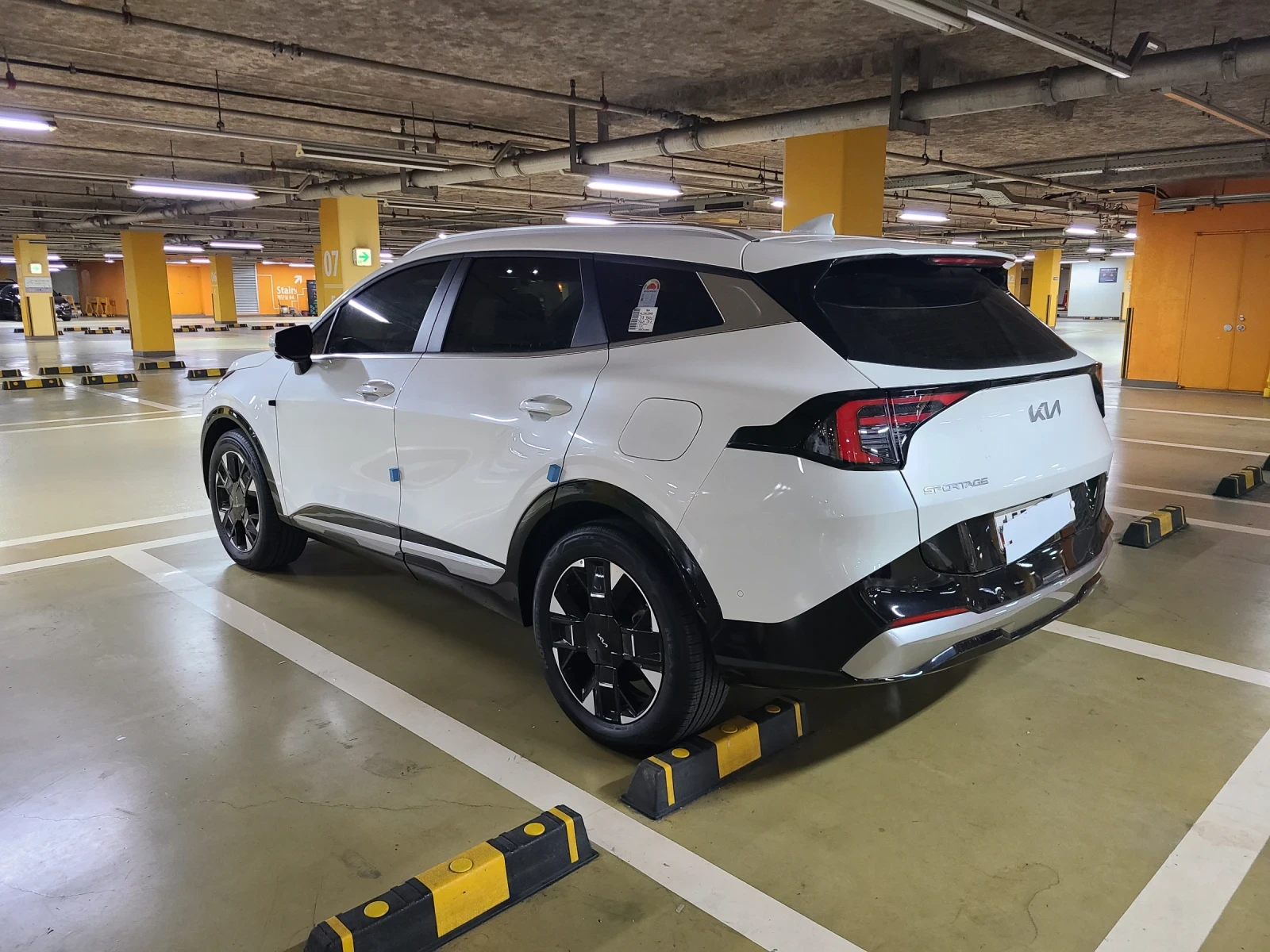 Kia Sportage НАЛИЧНА, ГАЗ, ЕДИНСТВЕНА В БГ, 360 камера, обдухва - изображение 2