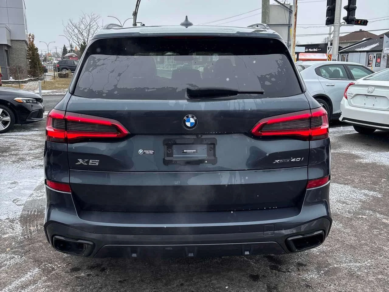 BMW X5  | xDrive40i | SWAROVSKI | HEAD-UP | HARMAN KARDON, снимка 4 - Автомобили и джипове - 53904532