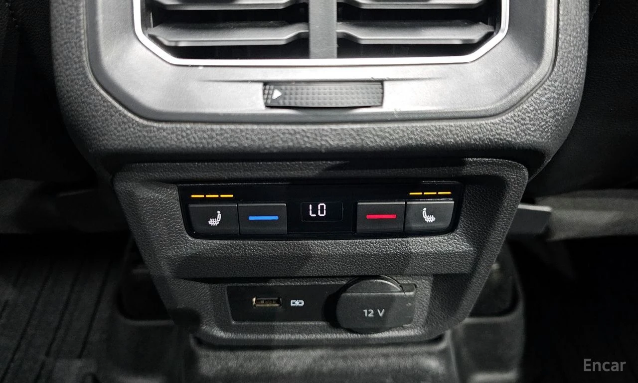 VW Tiguan Allspace * 2.0TDI* PRESTIGE* КОЖА* ПОДГРЕВ* ПАНОРАМА* HEAD-, снимка 16 - Автомобили и джипове - 54497460