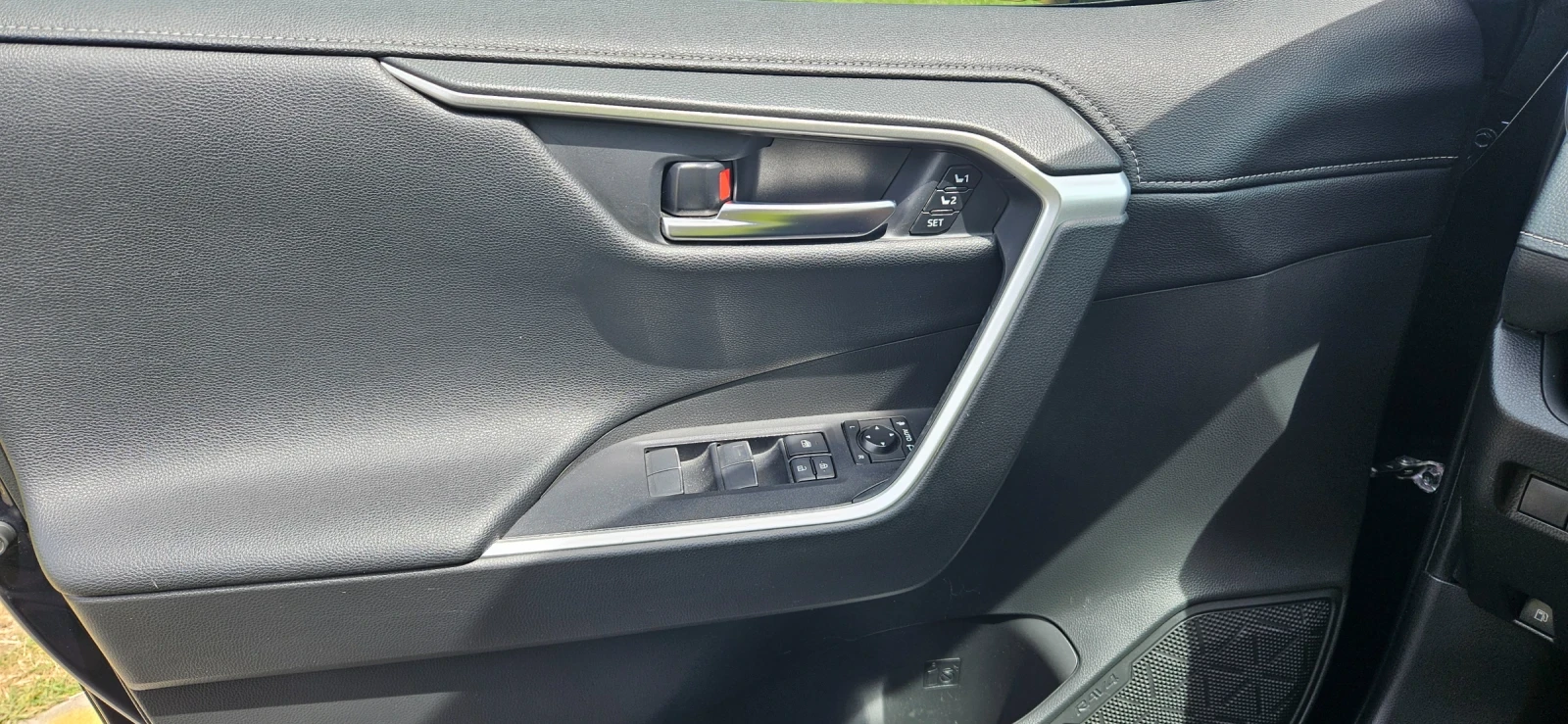 Toyota Rav4, снимка 5 - Автомобили и джипове - 54609297