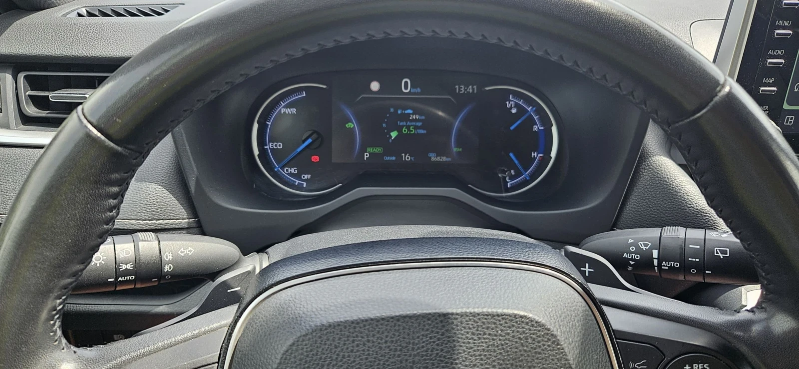 Toyota Rav4, снимка 14 - Автомобили и джипове - 54609297