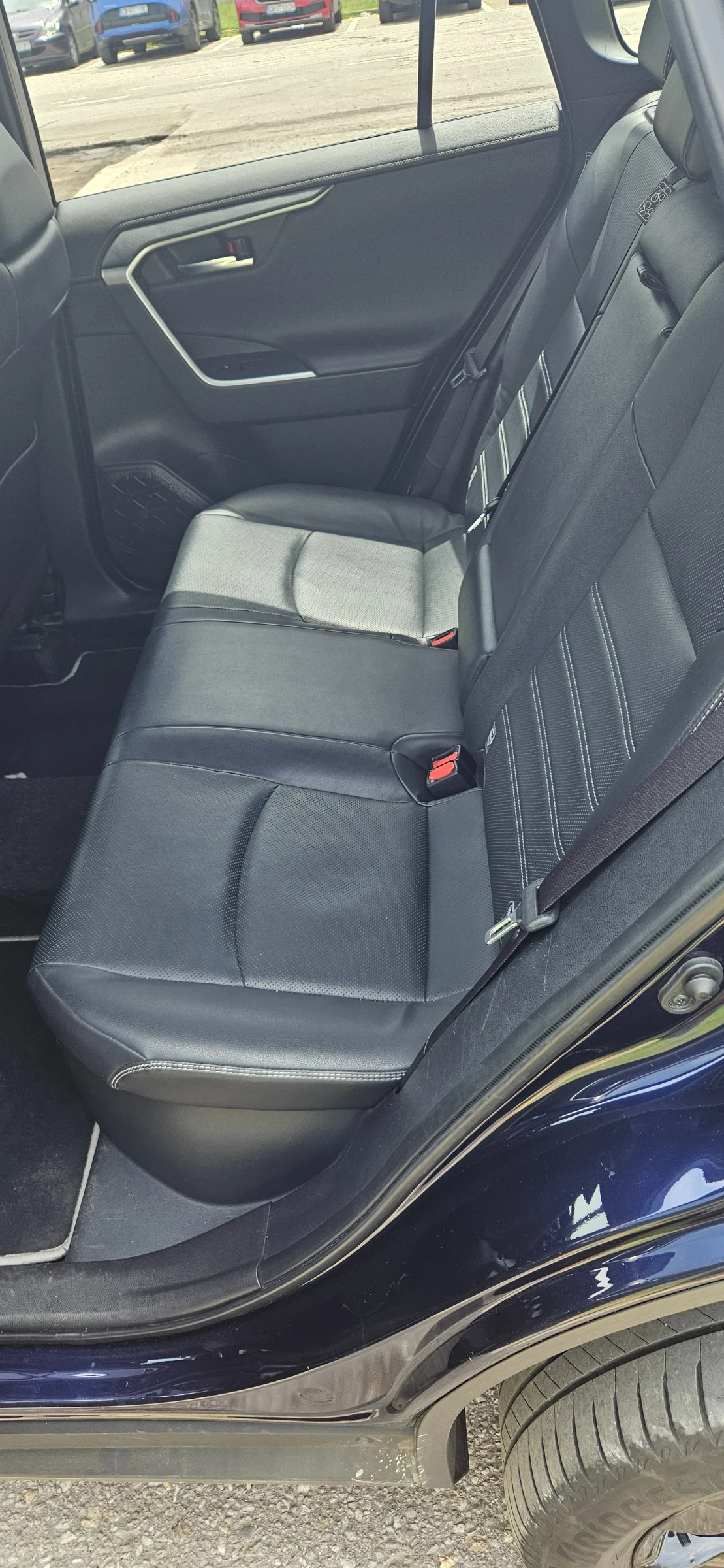 Toyota Rav4, снимка 13 - Автомобили и джипове - 54609297