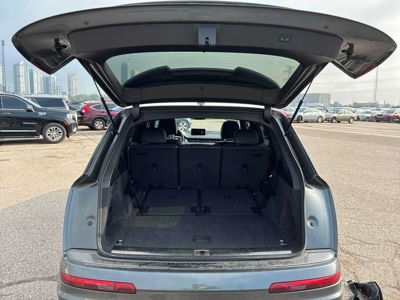 Audi Q7 Technik/ПАНОРАМА/ДИСТРОНИК/360/ОБДУХВАНЕ, снимка 14 - Автомобили и джипове - 55064920