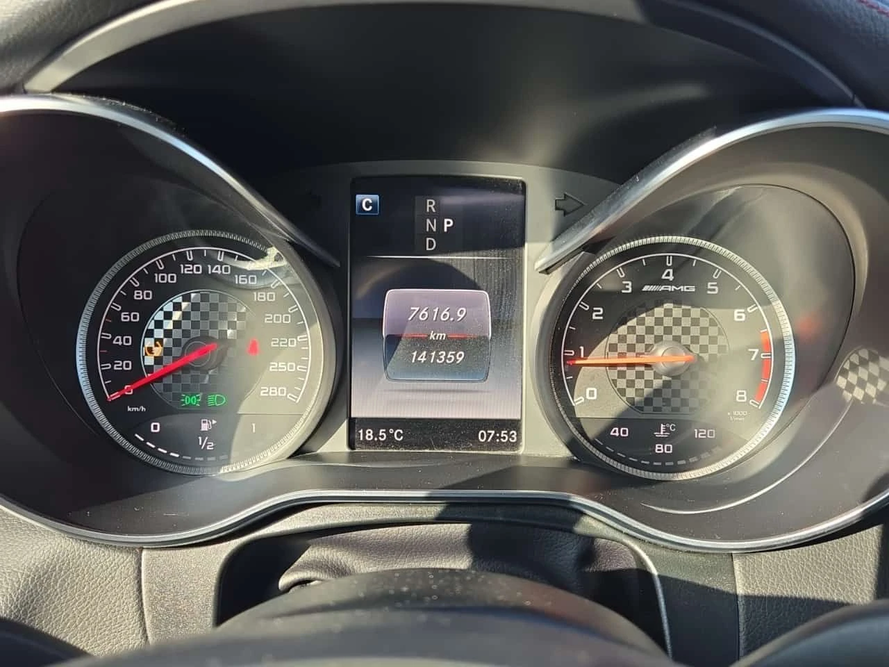 Mercedes-Benz GLC 43 AMG AMG 43/CARFAX/2 Ключа/Подгрев/Памет/ПАНОРАМА/+ ГУМ, снимка 9 - Автомобили и джипове - 55410009