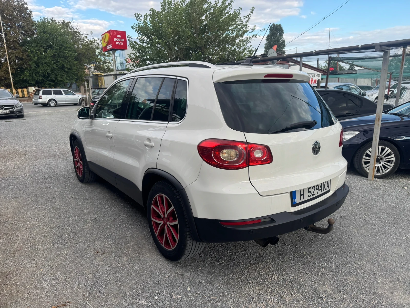 VW Tiguan 2.0TDI DSG , снимка 6 - Автомобили и джипове - 56073405