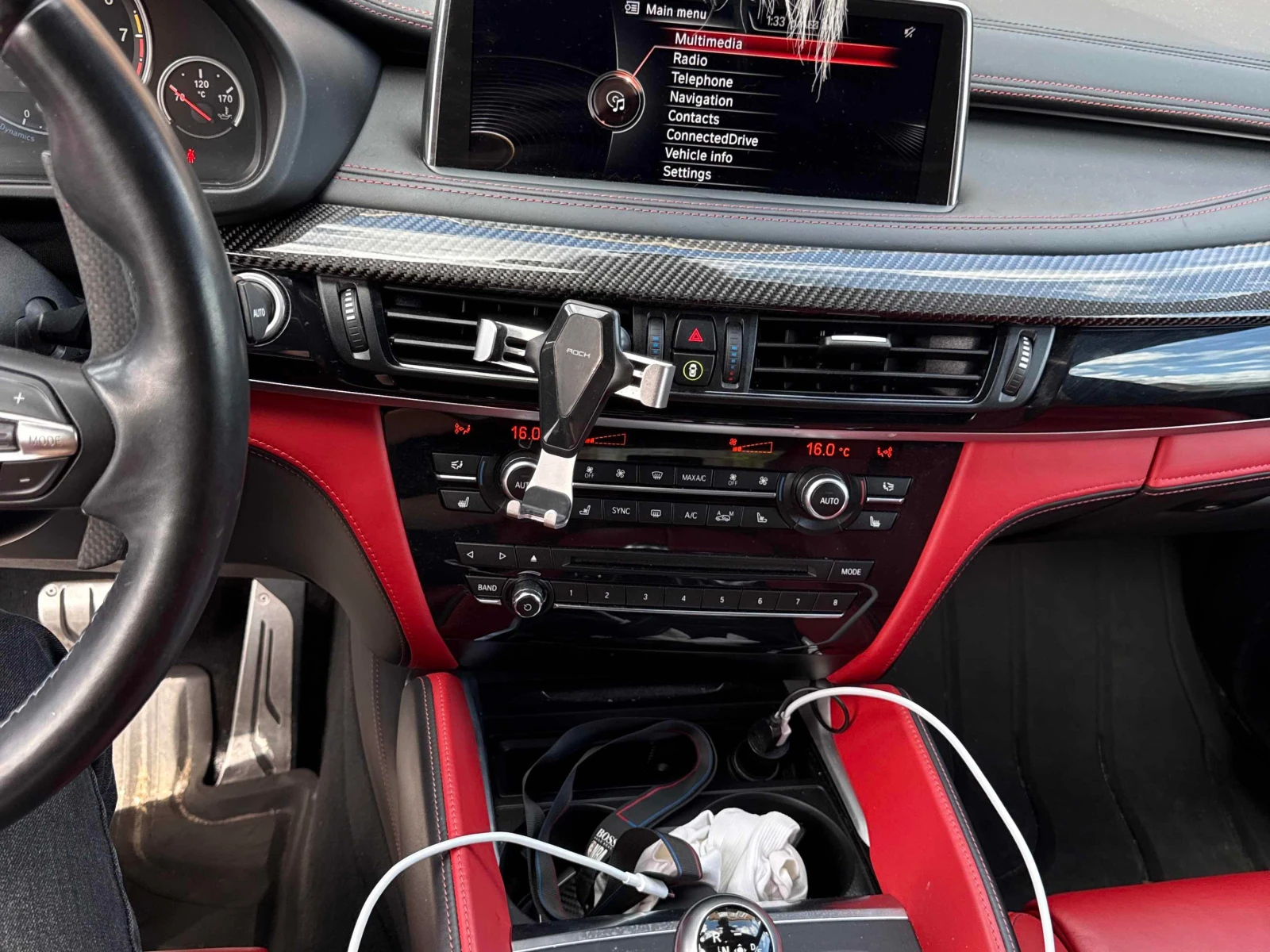 BMW X6 * M * ШИТО ТАБЛО * ОБДУХВАНЕ * 360 * HARMAN KARDON, снимка 9 - Автомобили и джипове - 56079373