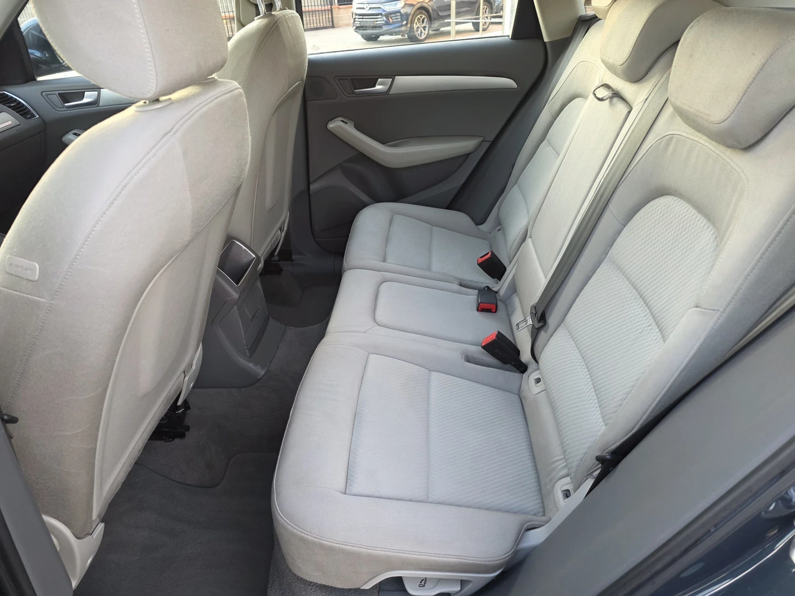 Audi Q5 2.0TDI 170kc 4x4, снимка 10 - Автомобили и джипове - 56378512