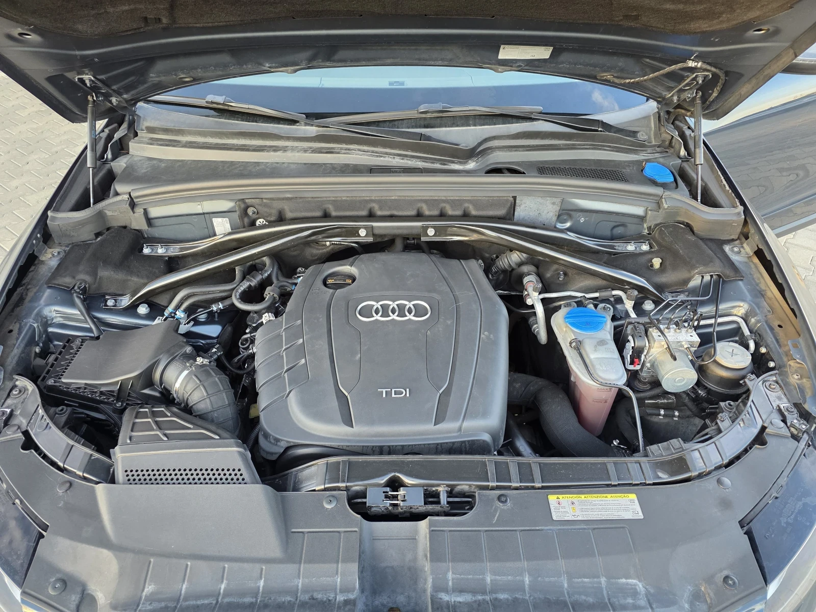 Audi Q5 2.0TDI 170kc 4x4, снимка 13 - Автомобили и джипове - 56378512