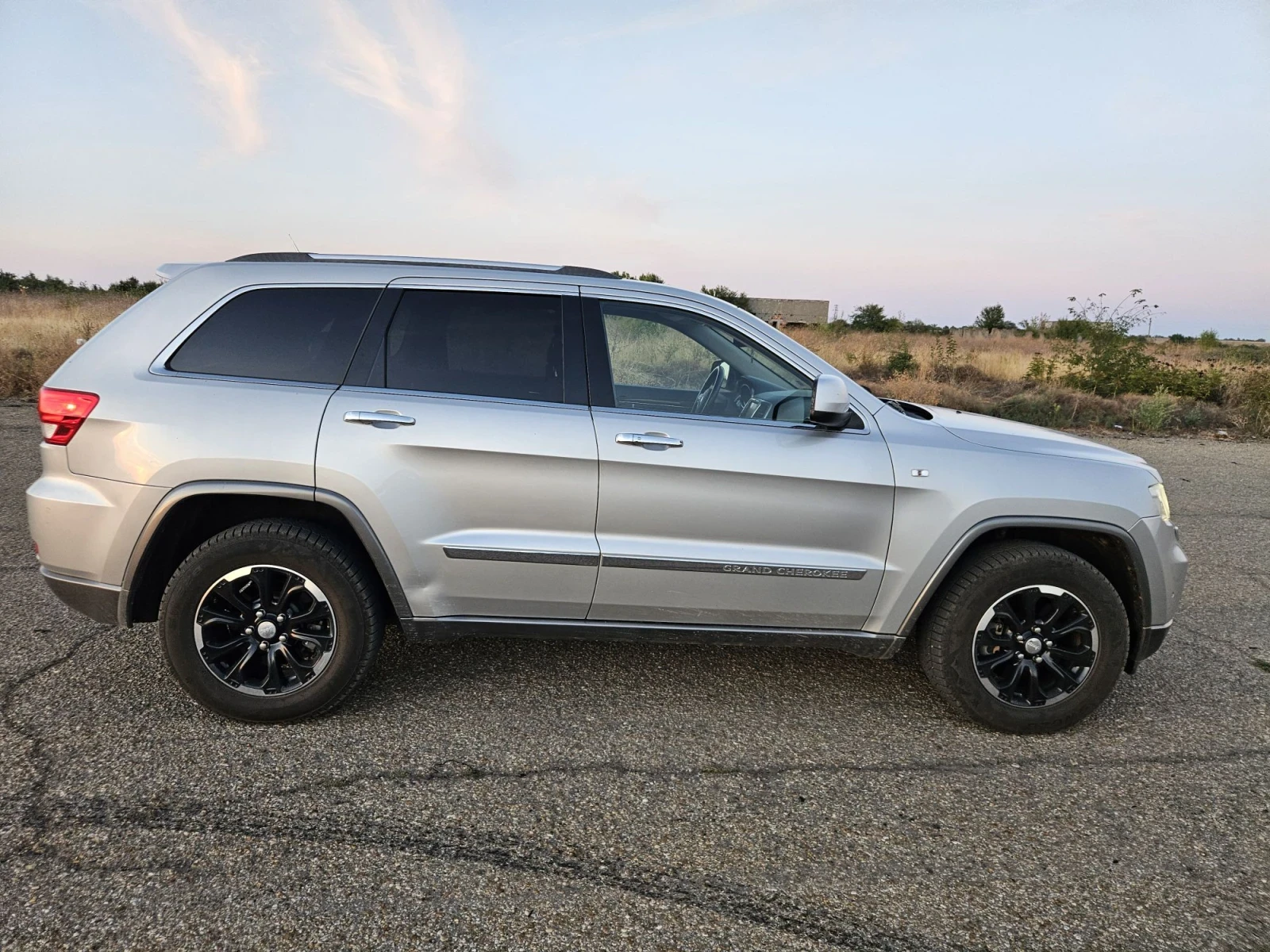 Jeep Grand cherokee ����� ����� | Mobile.bg � ����������� 3