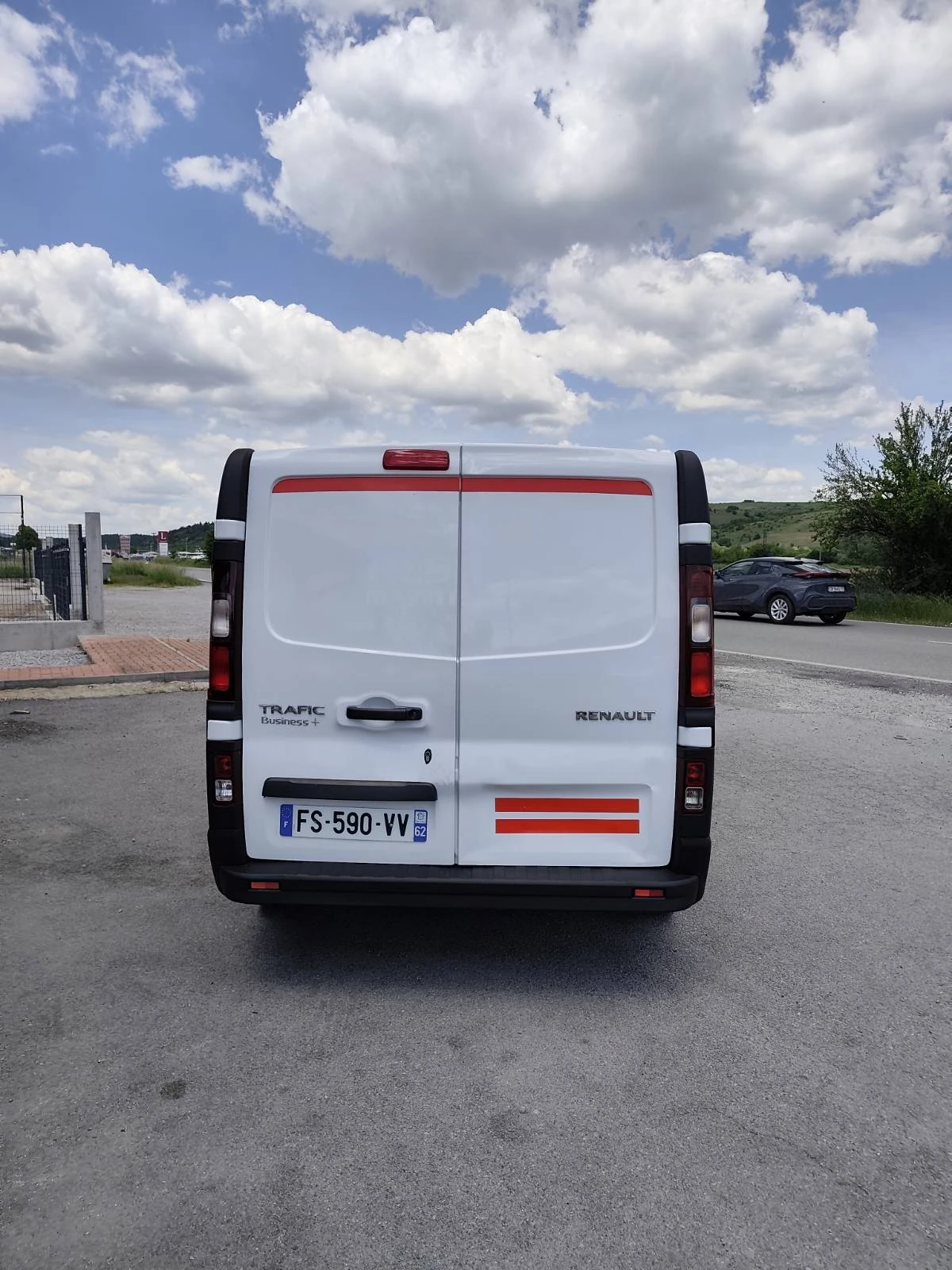 Renault Trafic FACELIFT L2H1, снимка 5 - Бусове и автобуси - 51126871