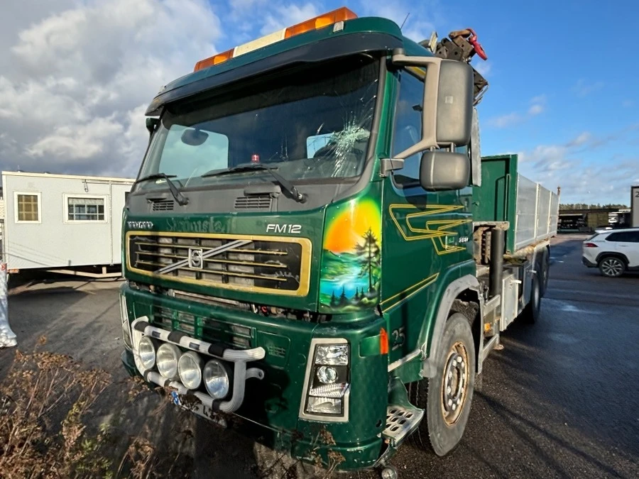 Volvo Fm12 380 Самосвал с кран - изображение 4
