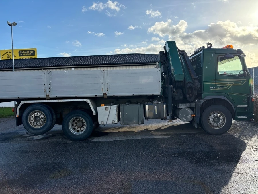 Volvo Fm12 380 Самосвал с кран - изображение 3