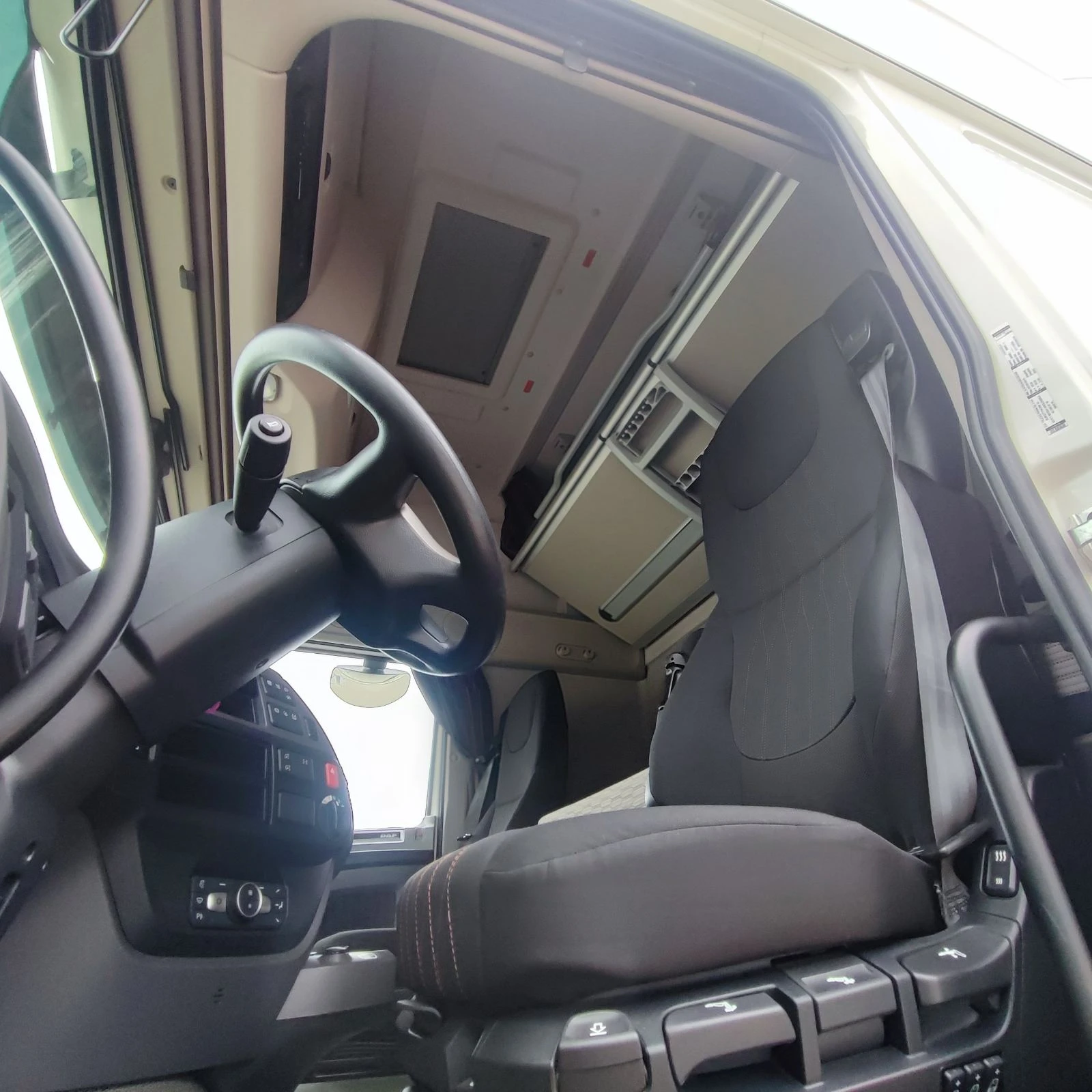 Daf XF XF 480 * 1400 Л.РЕЗЕРВОАРИ* , снимка 10 - Камиони - 54723586