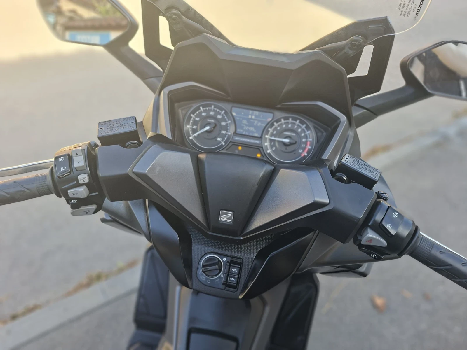 Honda Forza 125ie ABS.FUL LED.KEYLESS. START STOP ���� ����  | Mobile.bg � ����������� 12