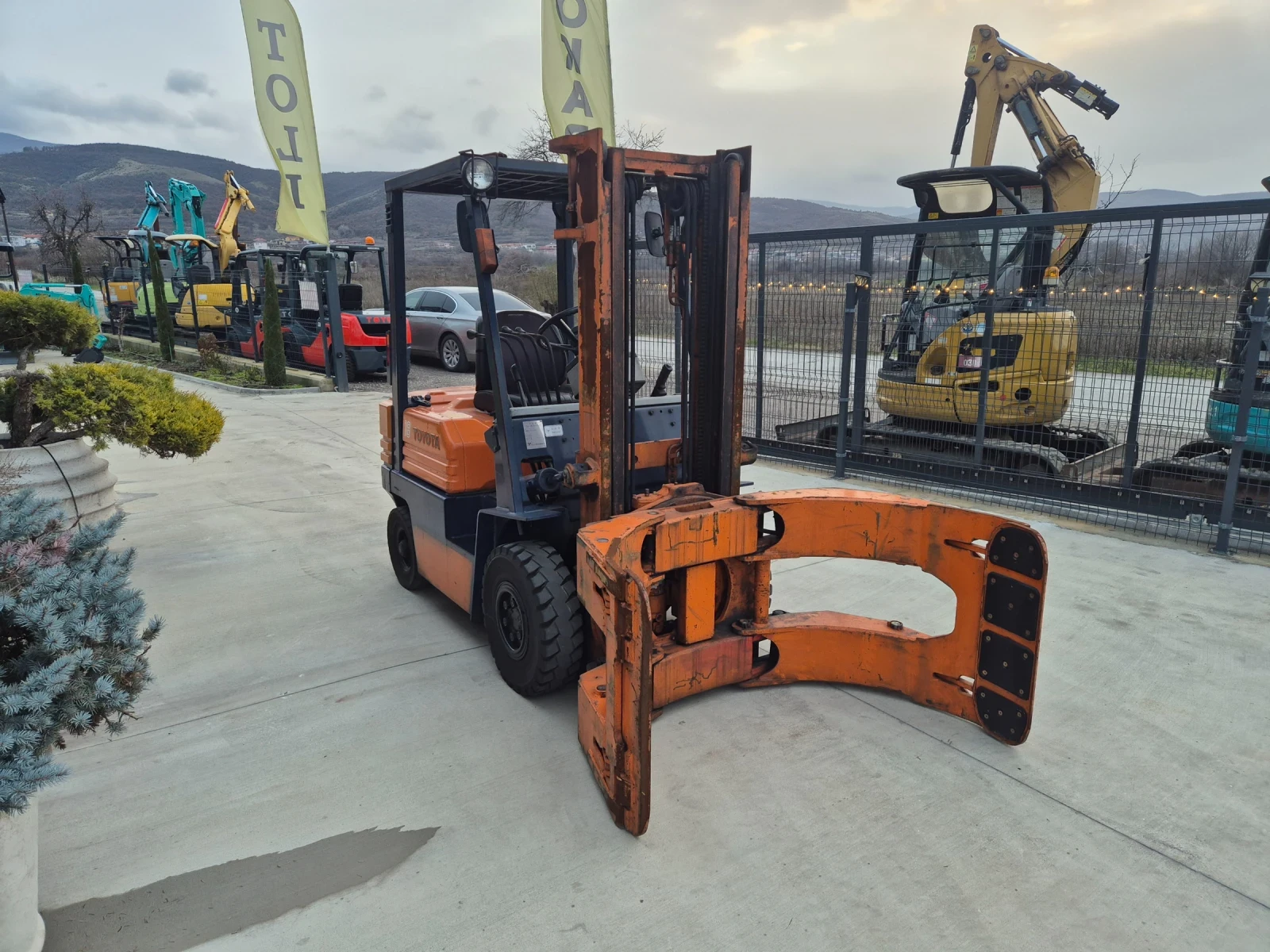 ������� Toyota 1.8 ���� / ������� + ����� / ���������� ��� ! | Mobile.bg � ����������� 7