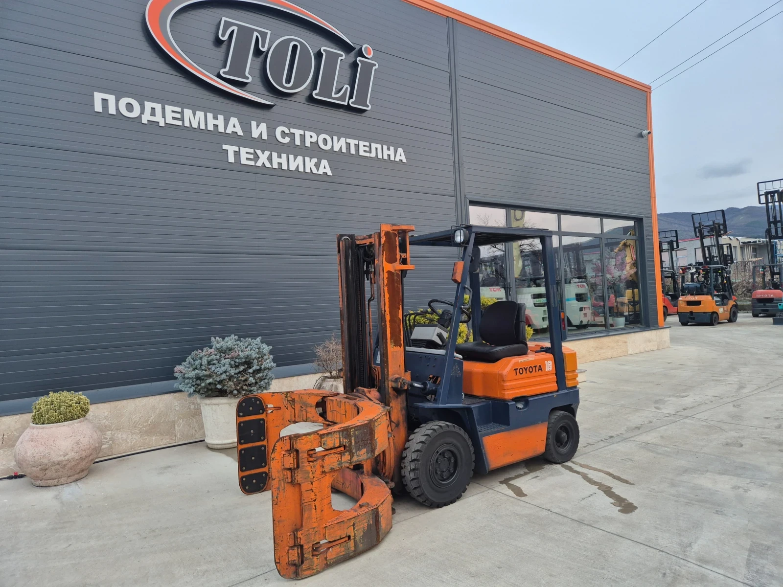 ������� Toyota 1.8 ���� / ������� + ����� / ���������� ��� ! | Mobile.bg � ����������� 1