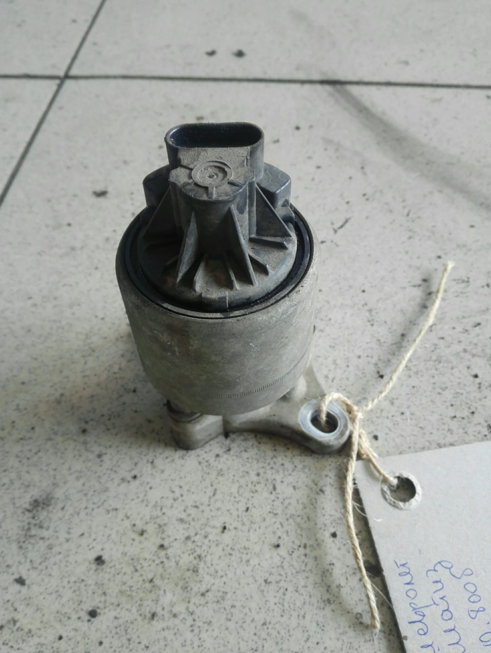 ��� �������� ����� 0.800� | Mobile.bg � ����������� 1