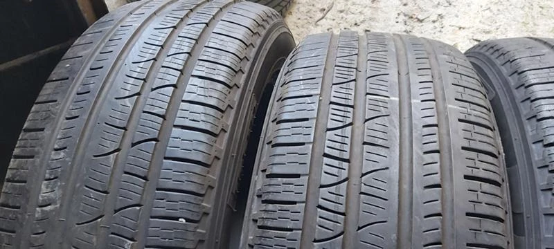 Гуми Зимни 255/55R20, снимка 2 - Гуми и джанти - 33369232