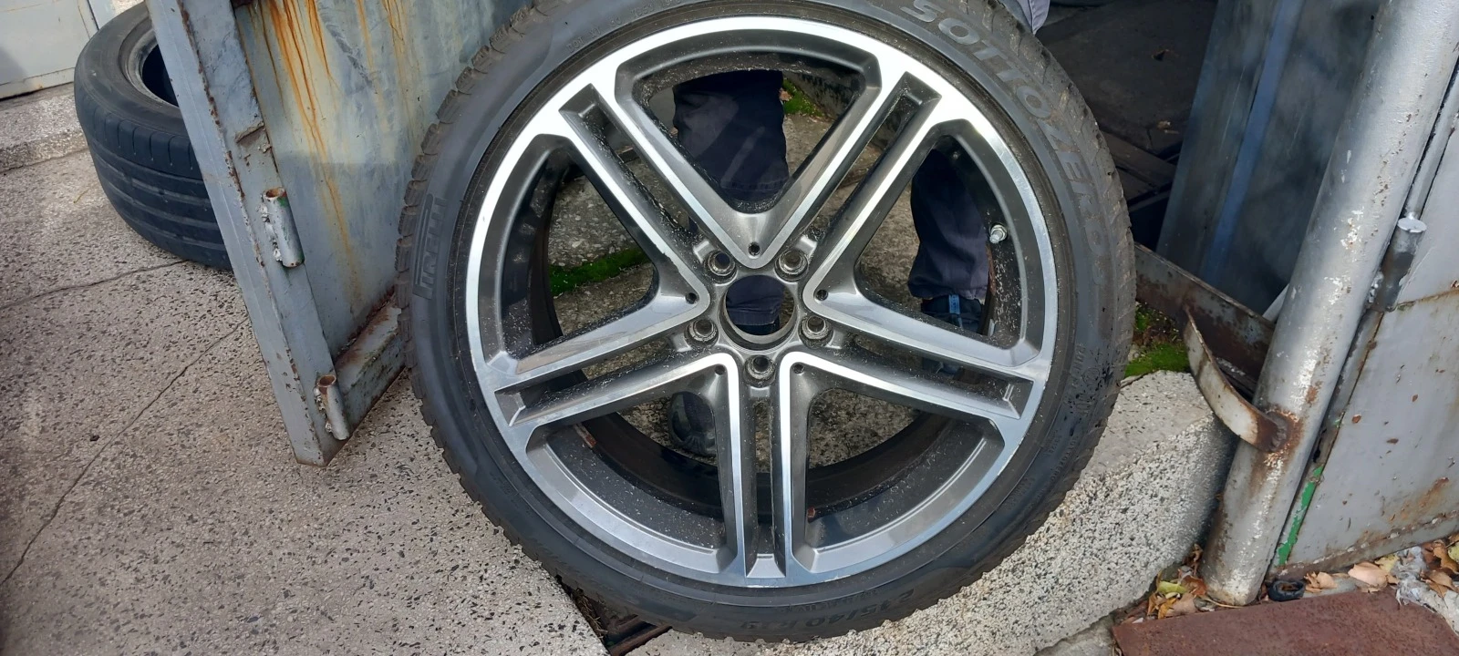    245/40R19  Mercedes-Benz CLS 450 | Mobile.bg   1