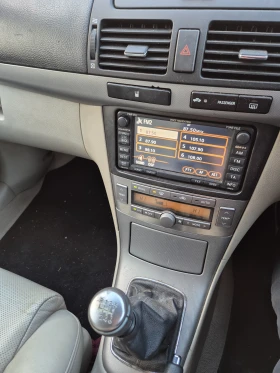 Toyota Avensis 2.2 150, снимка 12