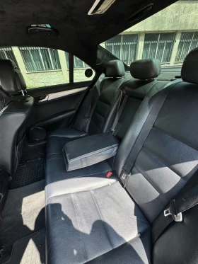 Mercedes-Benz C 220, снимка 11