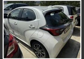 Toyota Yaris На части, снимка 5