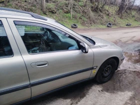 Volvo V70 - 2300 € / 4498.41 лв. - 15602023 4