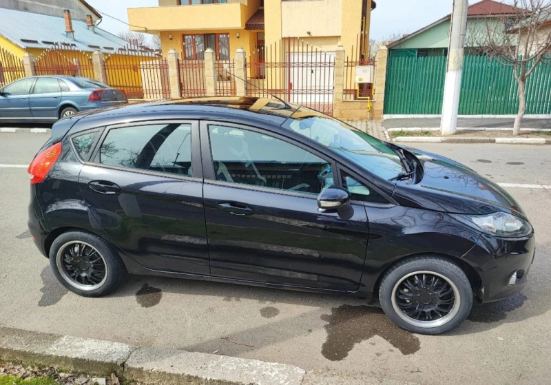 Ford Fiesta Бензин на части , снимка 2 - Автомобили и джипове - 40068662