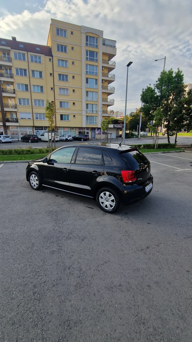 VW Polo FLY, снимка 11 - Автомобили и джипове - 47384954