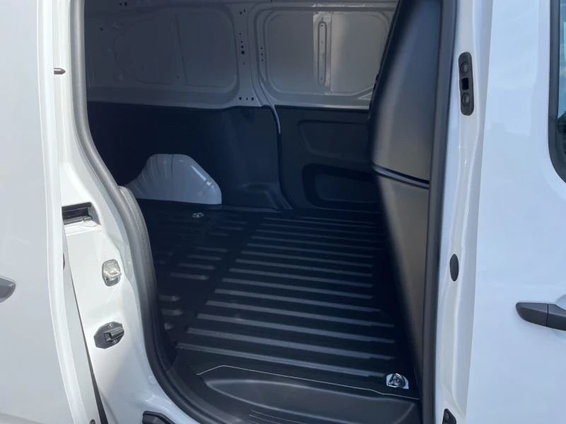 Fiat Doblo VAN L2 1.5 BlueHDi/102 MT6, Euro 6, снимка 14 - Автомобили и джипове - 52413264