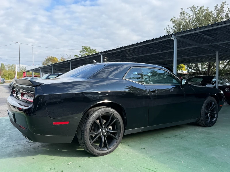 Dodge Challenger SXT, снимка 5 - Автомобили и джипове - 52012318
