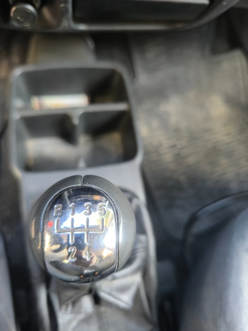 Suzuki Wagon r 1.3 TurboDiesel KLIMA, снимка 5 - Автомобили и джипове - 52520494