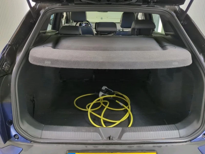 VW ID.4 82kW/h Pro Performance, снимка 14 - Автомобили и джипове - 52773046