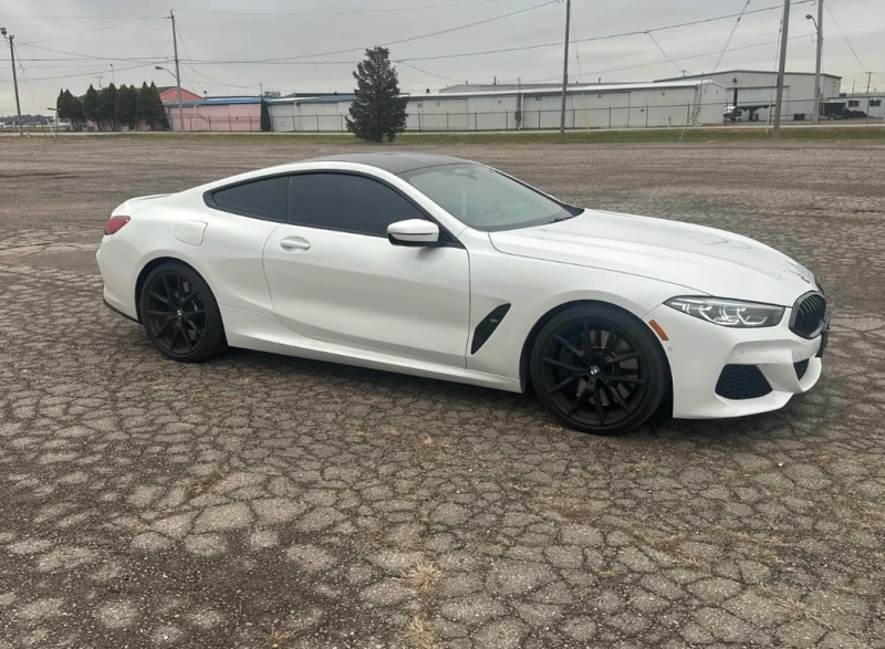 BMW 850 * xDrive * CARFAX * КАРБОН ПАКЕТ* SMART KEY* , снимка 3 - Автомобили и джипове - 53251740