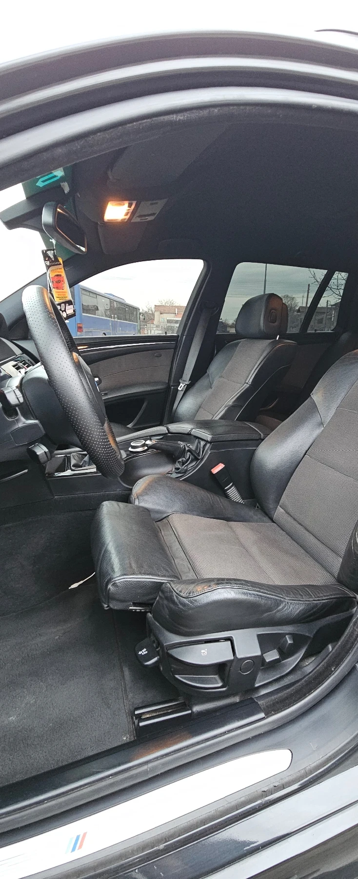 BMW 525, снимка 11 - Автомобили и джипове - 54072516