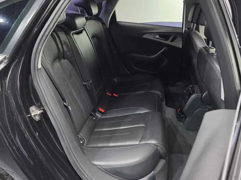 Audi A6 2.0 TDI, снимка 11 - Автомобили и джипове - 55048121