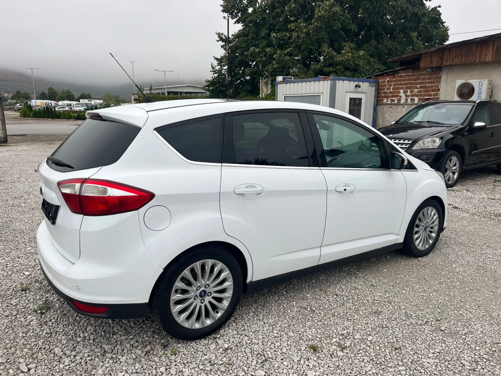 Ford C-max 2.0 CDTI TITANIUM - изображение 7