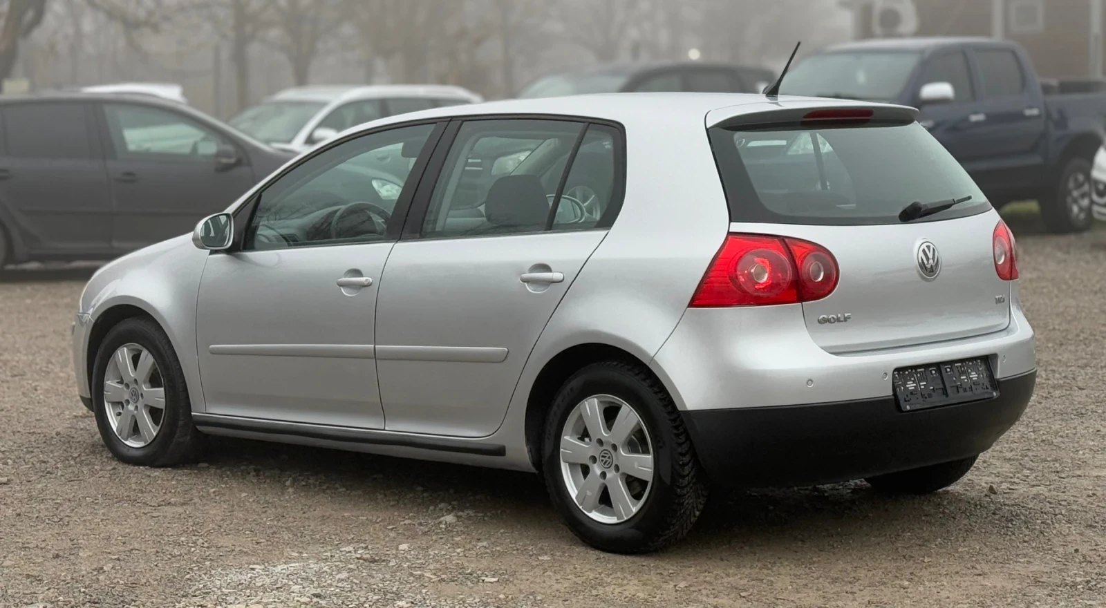 VW Golf 1.9TDi 105к.с * Климатроник*  - изображение 4