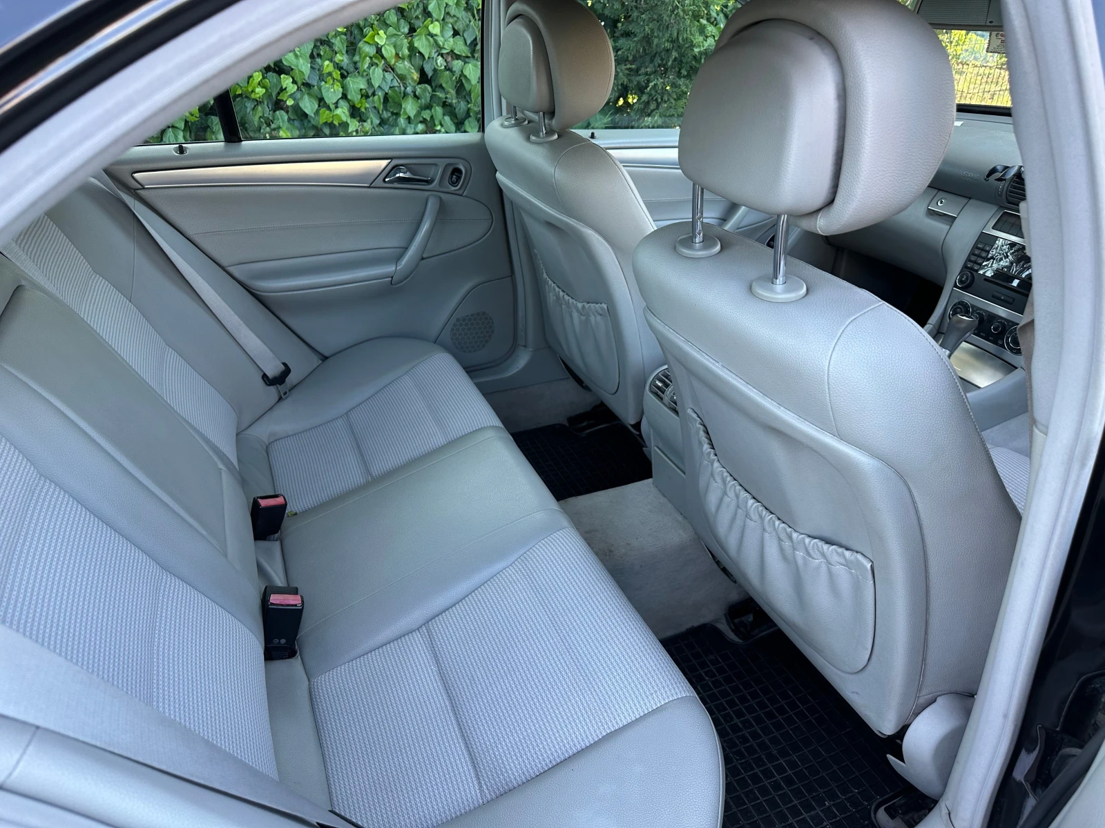Mercedes-Benz C 220  - изображение 8