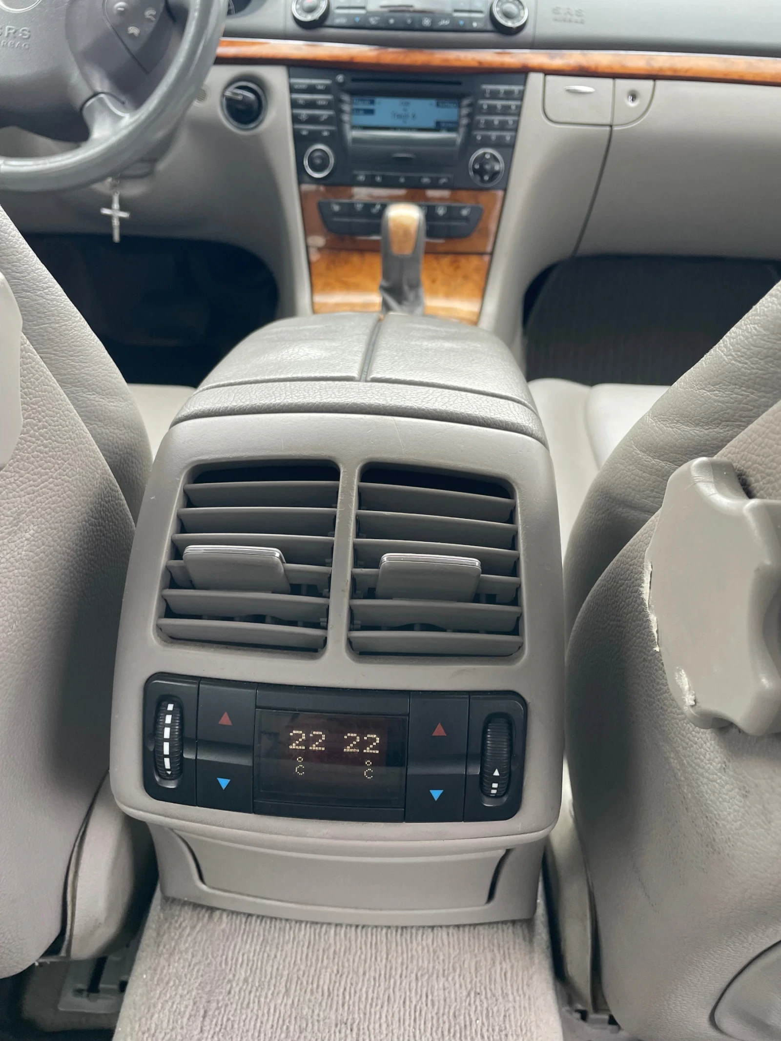 Mercedes-Benz E 220 2.2 cdi - изображение 6