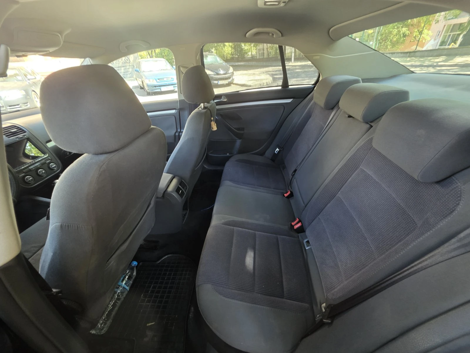 VW Jetta 1.4 | Mobile.bg — изображение 14