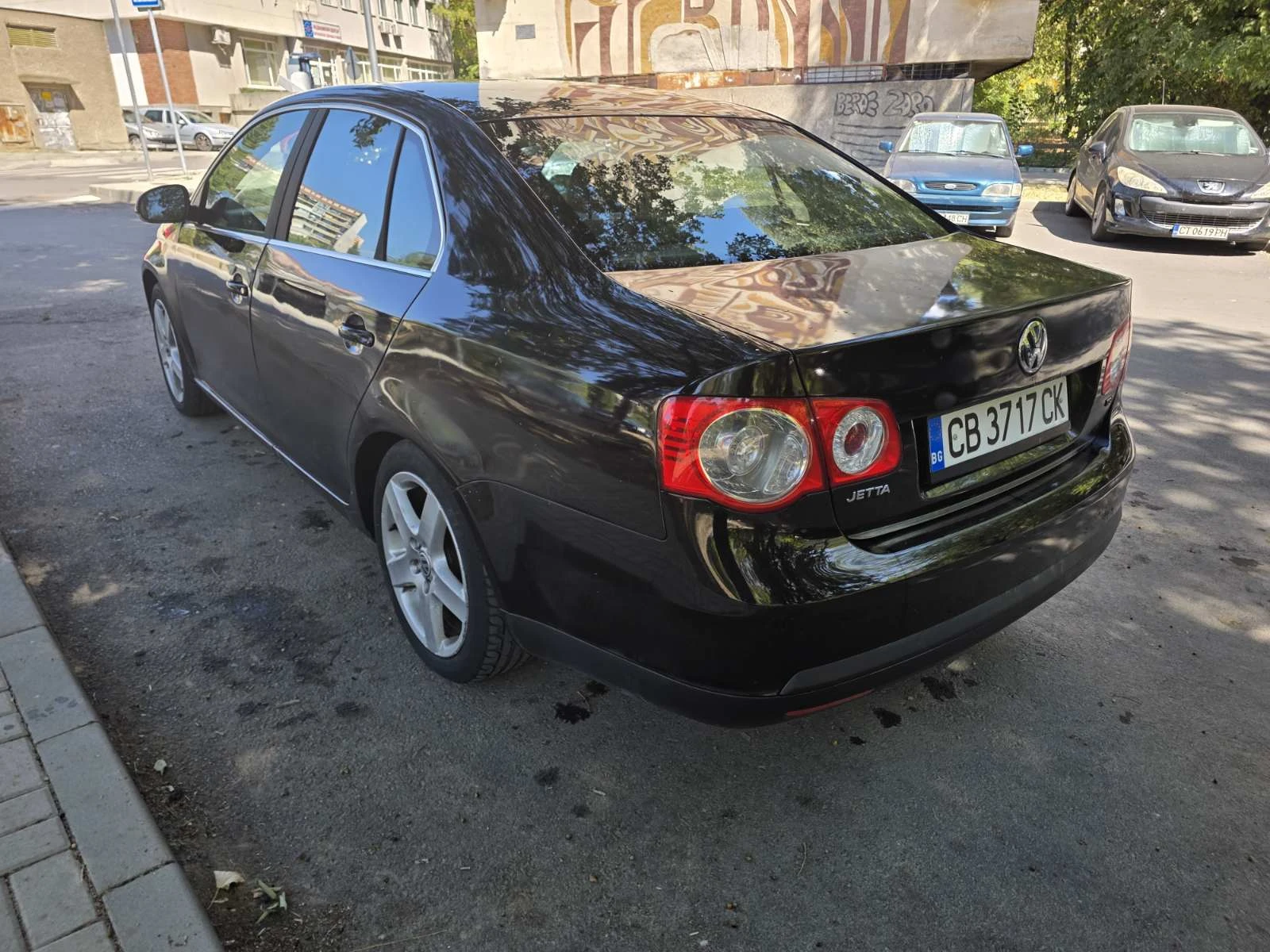 VW Jetta 1.4 - изображение 5