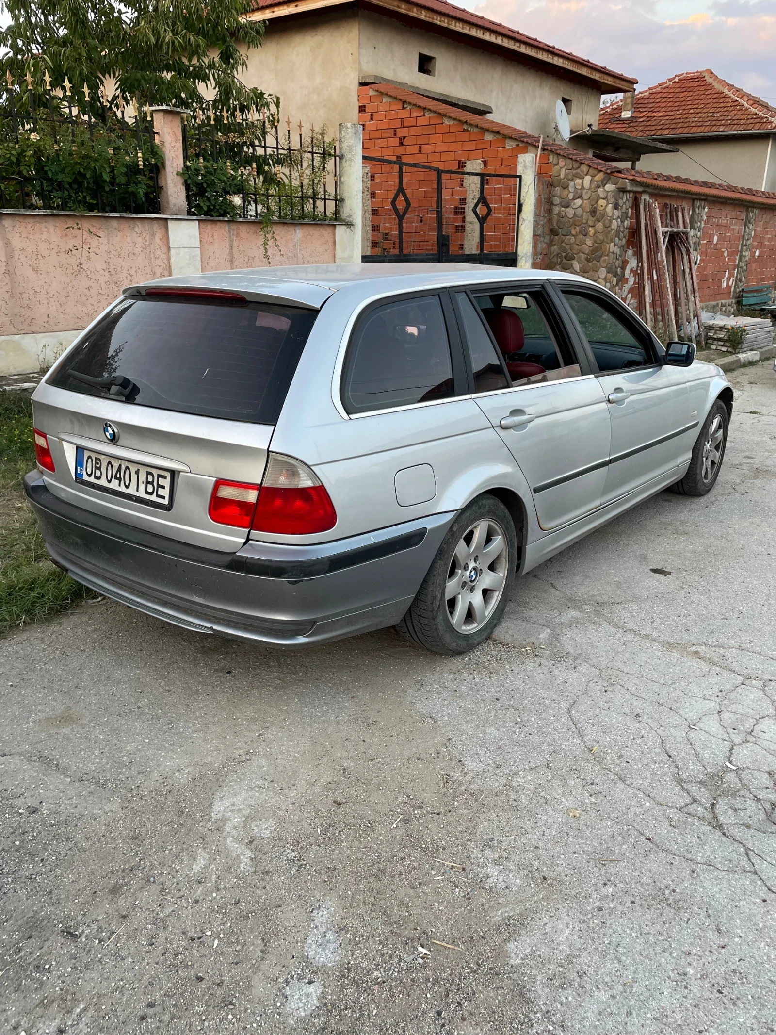 BMW 320 320i - изображение 2