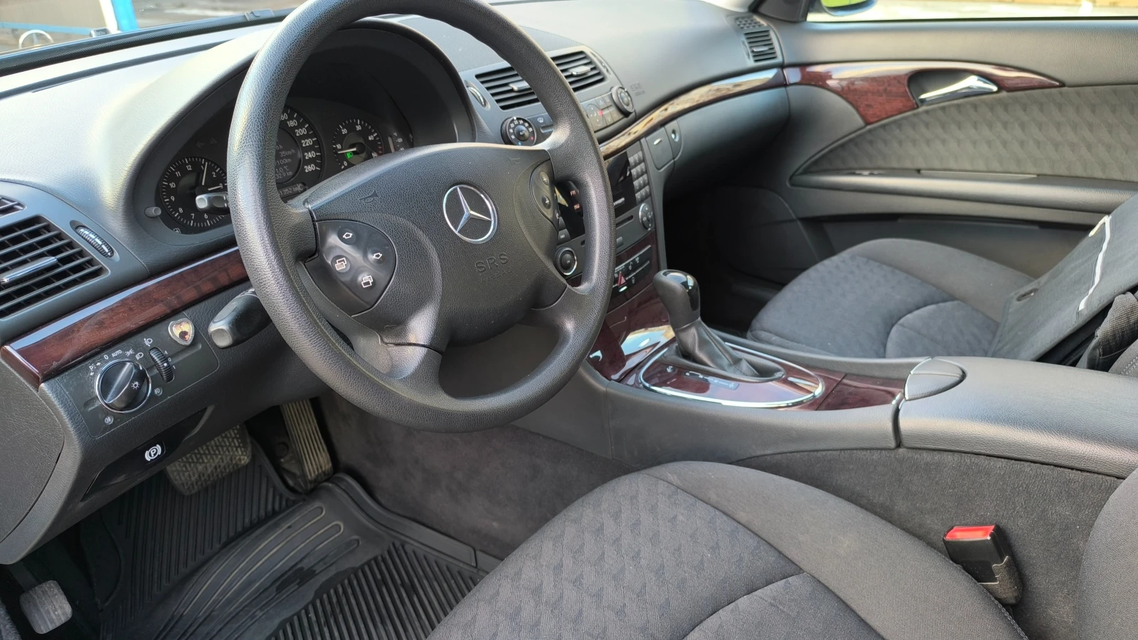 Mercedes-Benz E 300 GLS | Mobile.bg   11