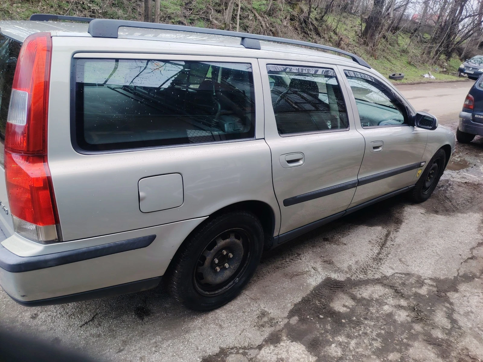 Volvo V70  - изображение 6