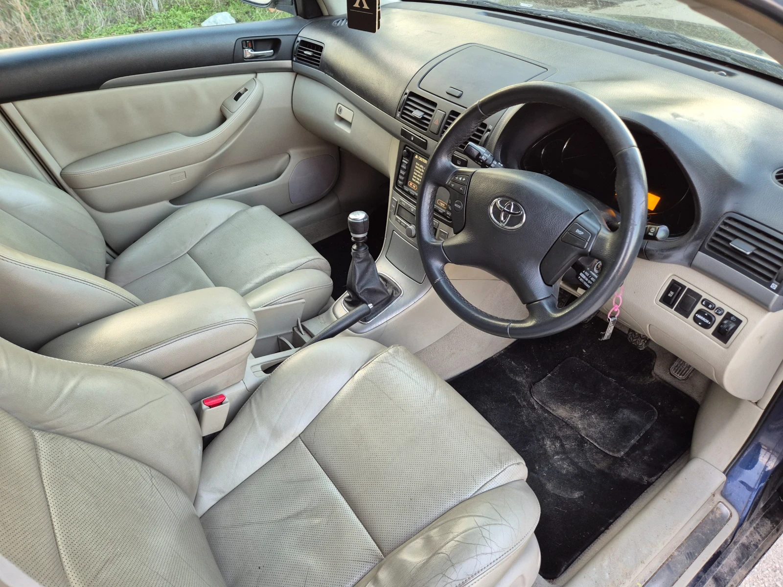 Toyota Avensis 2.2 150 | Mobile.bg � ����������� 6