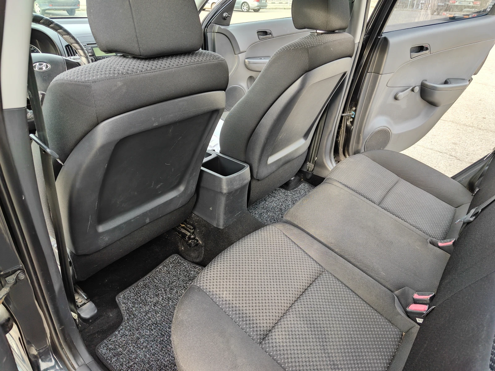 Hyundai I30, снимка 12 - Автомобили и джипове - 54174482