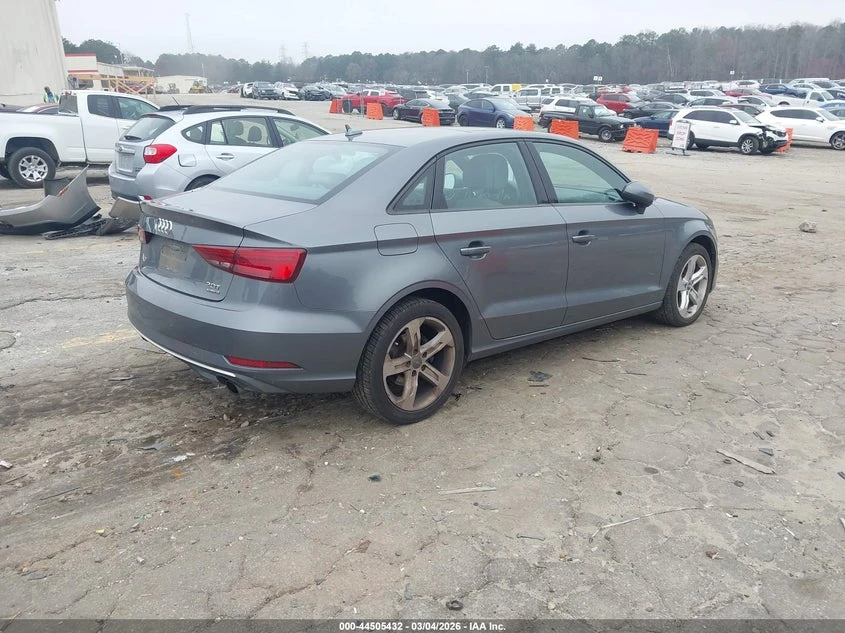 Audi A3 2.0l 2.0T Premium, снимка 4 - Автомобили и джипове - 54356618