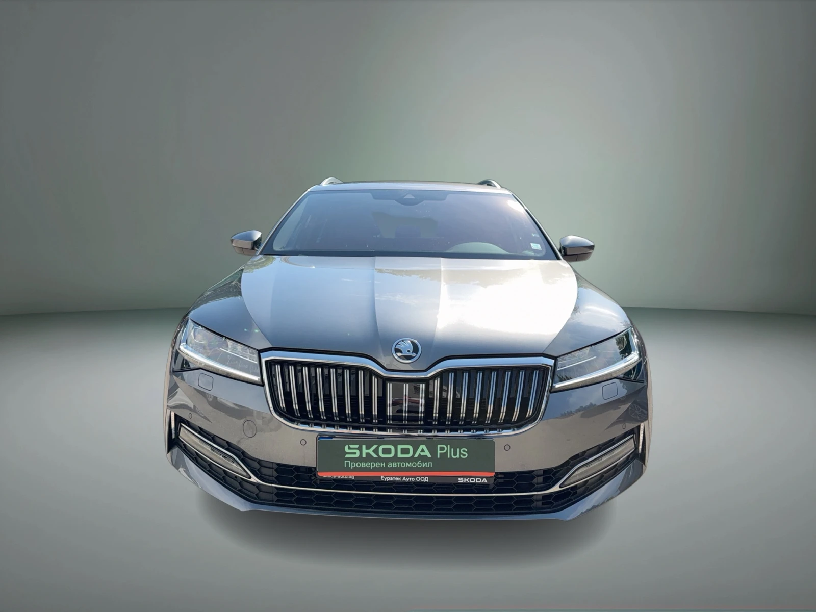 Skoda Superb 2.0TSI/7DSG/4x4, снимка 2 - Автомобили и джипове - 54870282